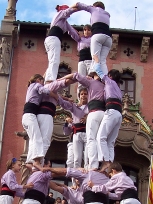 Teams of castellers compete for the pefect tower Castellers1